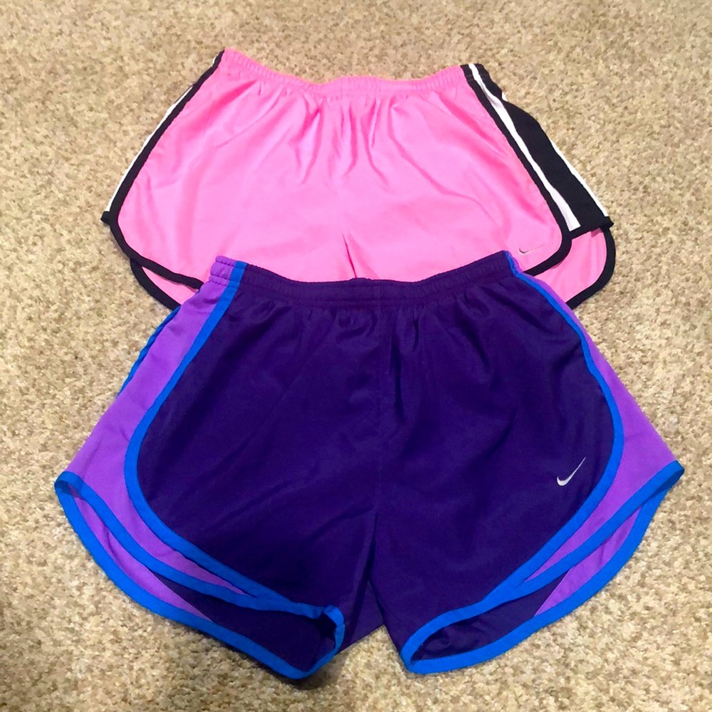 NIKE dri-fit-NWOT. Lot of two. Women's size small